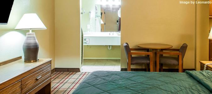 Rodeway Inn East - photo 18