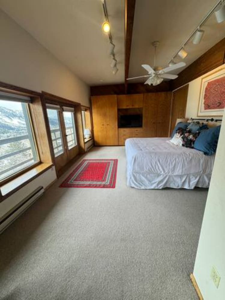 Mountain Summit Serenity Aspen Views