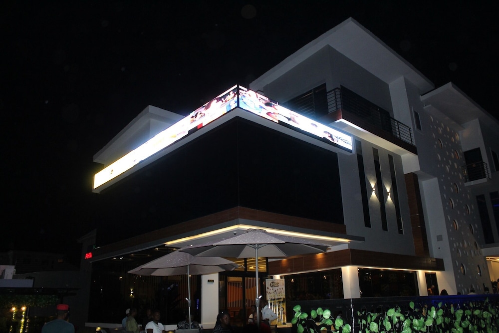GlassTop Lounge Kubwa - last minute hotel in Abuja
