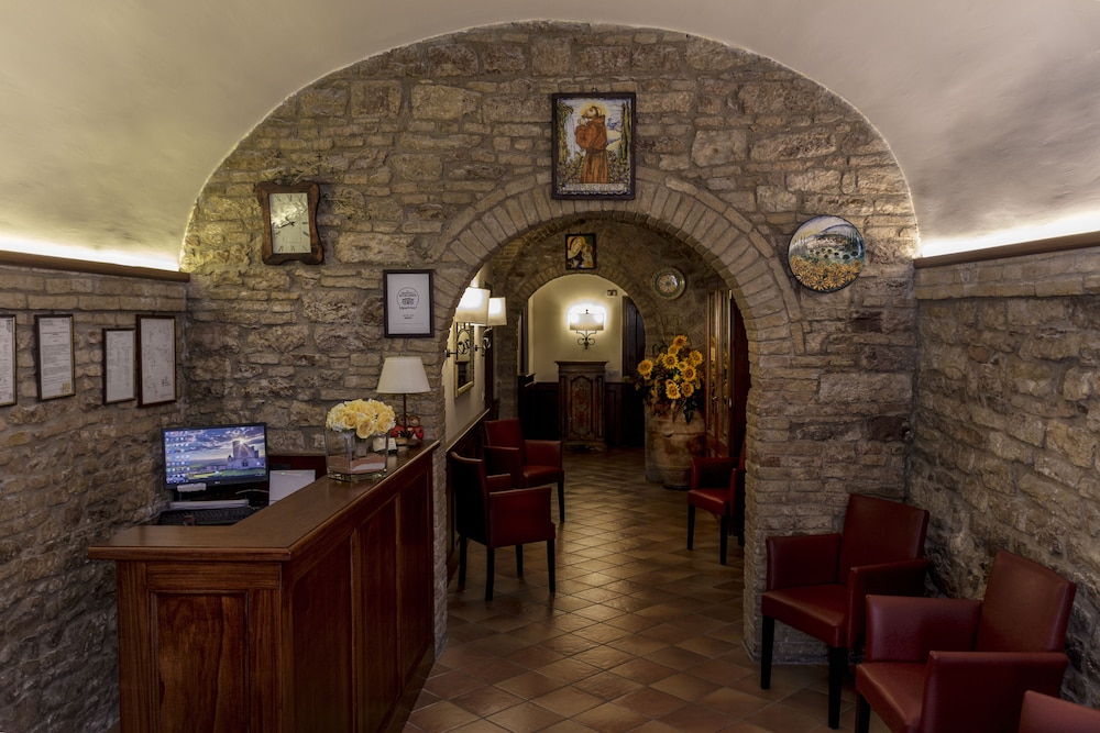 Hotel Pax — Assisi — photo 2