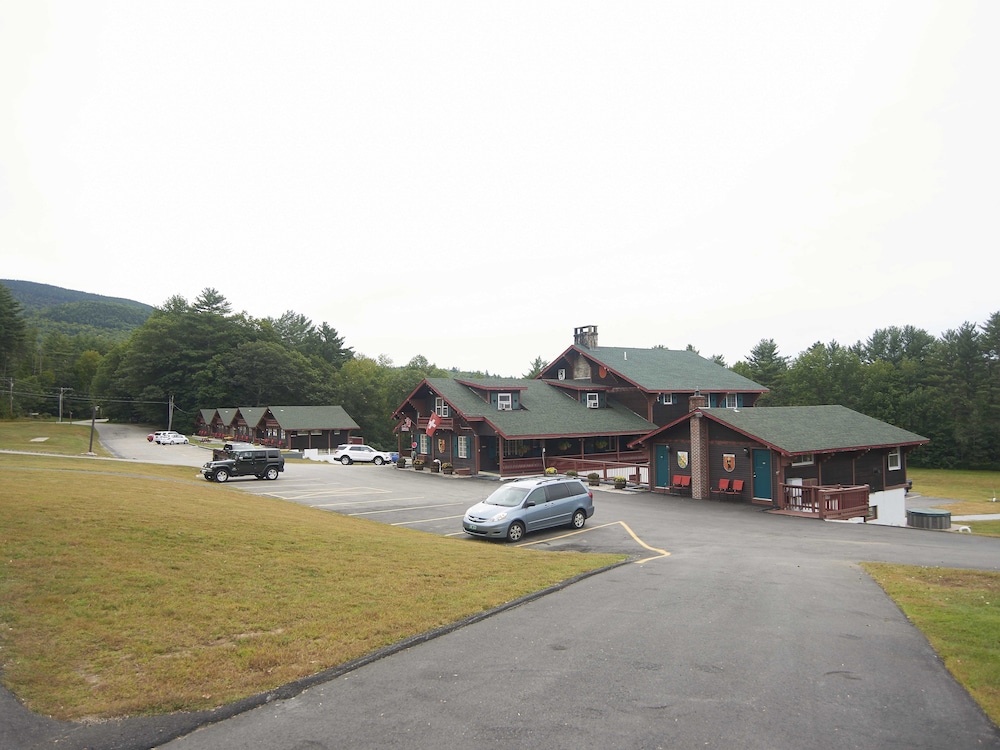 Swiss Chalets Village Inn - photo 92