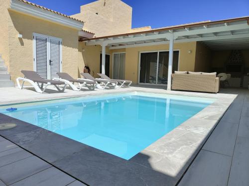 Villa Bonita — 4-Star Luxury Hotel in Corralejo, Spain
