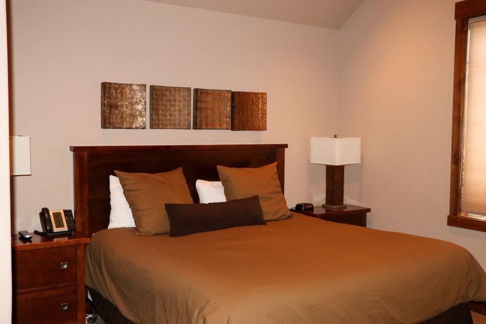 Meadow Lake Resort & Condos - photo 11