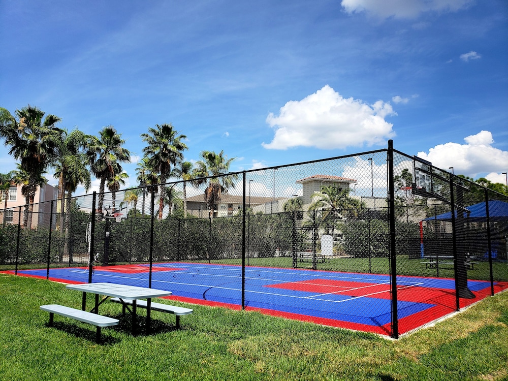 Vista Cay by Orlando Resort Rentals on Universal Boulevard - photo 114