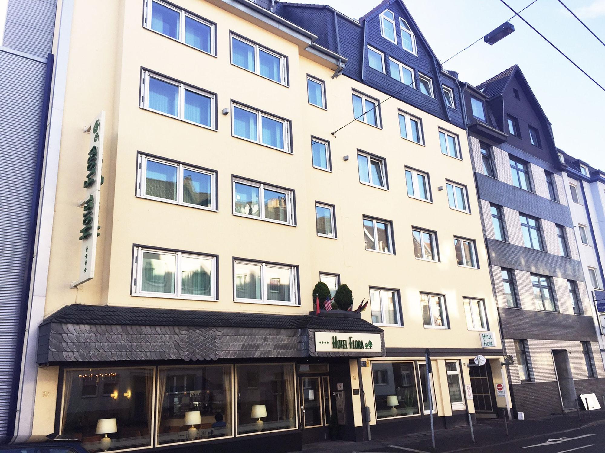 Hotel Flora Duesseldorf — 4-Star Luxury Hotel in Duesseldorf, Germany