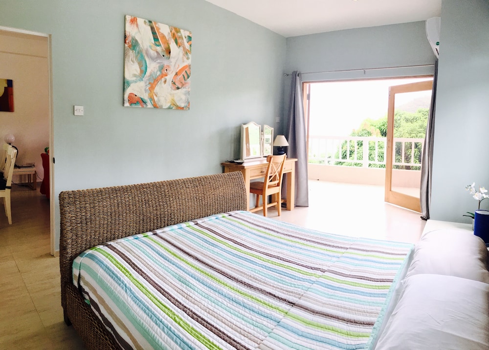 Treetops Apartments — Anse La Raye — photo 2