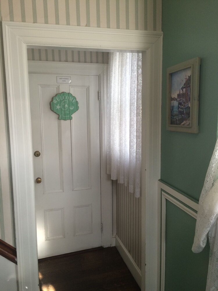 Harborview Inn - photo 18