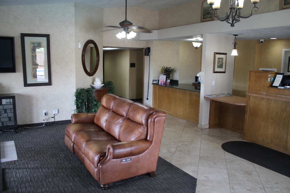 Sunrise Inn Hotel - photo 6
