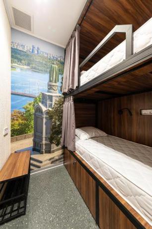 MISTO capsule hotel - last minute hotel in Kyiv