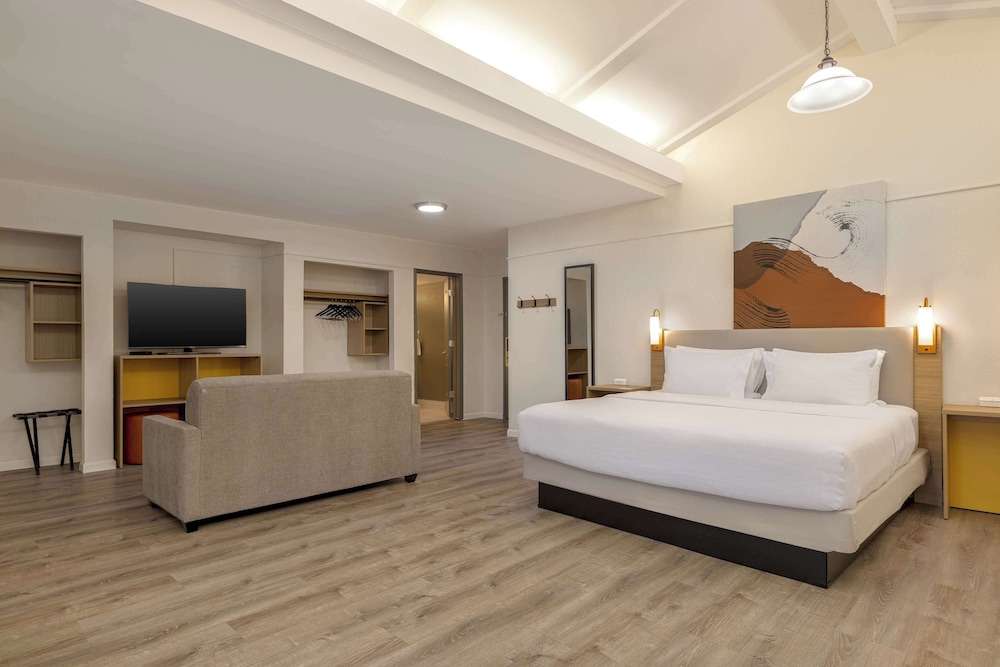 Spark By Hilton Rock Springs - photo 12