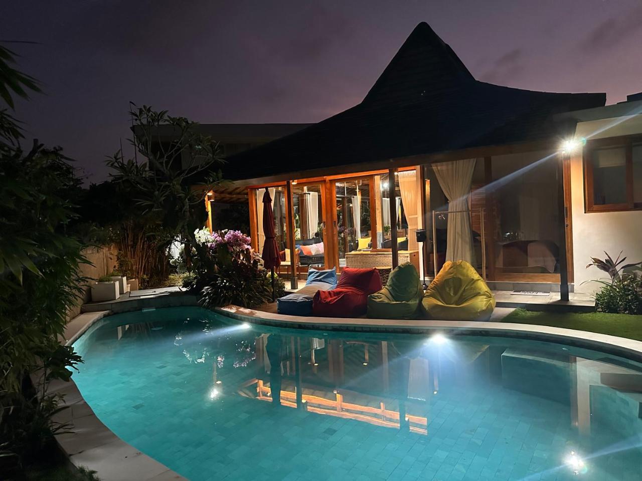 Villa Francindo — 4-Star Luxury Hotel in Bali, Indonesia