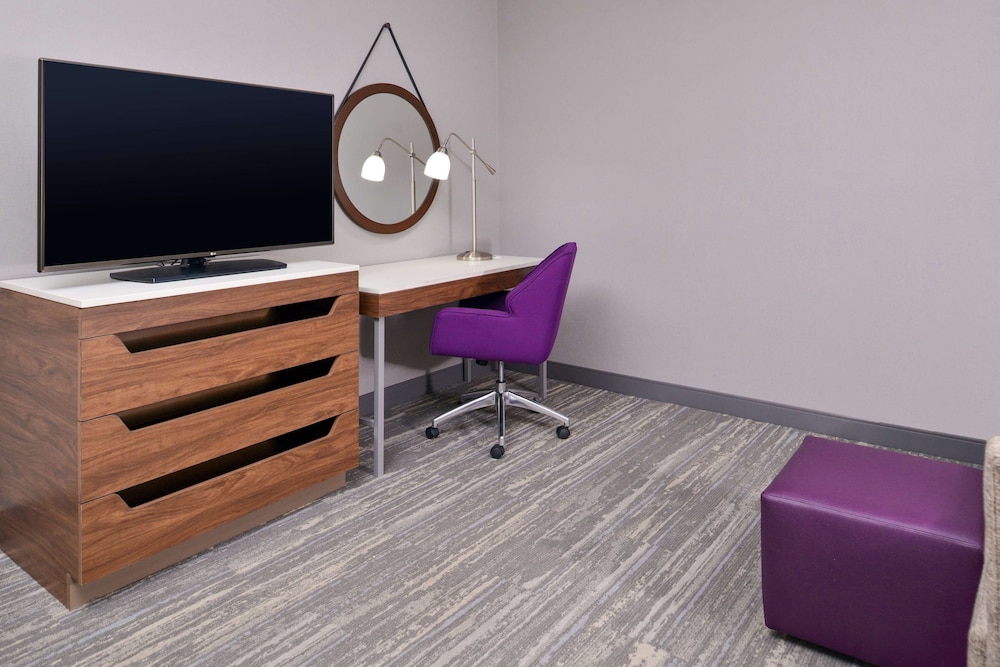 Hampton Inn & Suites Boise Spectrum - photo 21