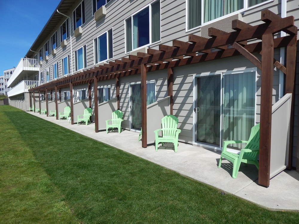 The Coho Oceanfront Lodge - photo 62