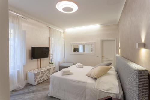 Duomo Suite Ghirlandaio — 4-Star Luxury Hotel in Florence, Italy