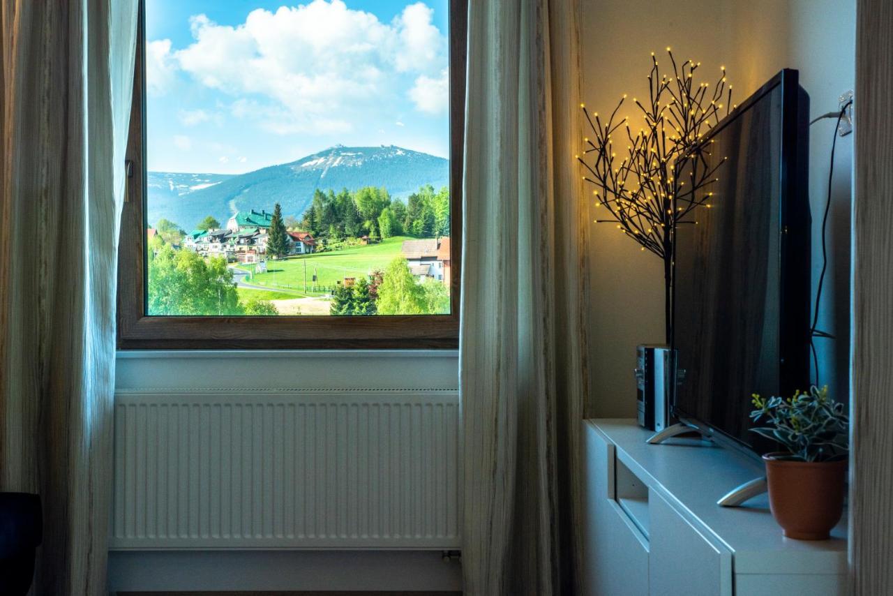 Holiday Family W Dolinie Szczescia Apartamentowiec Bawaria — 4-Star Luxury Hotel in Szklarska Poreba, Poland