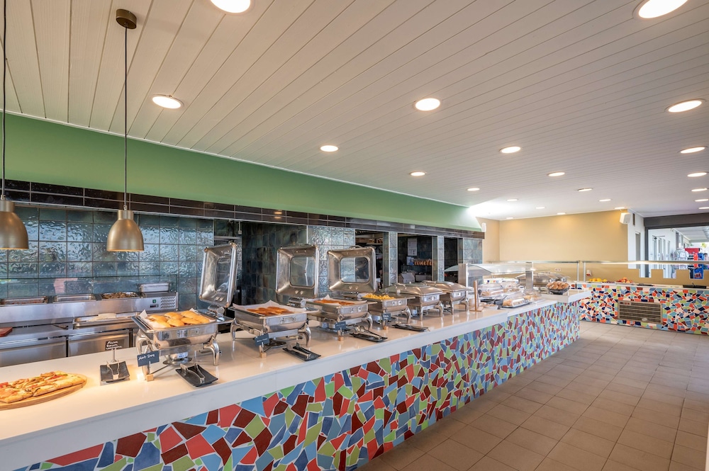 מזון ומשקאות