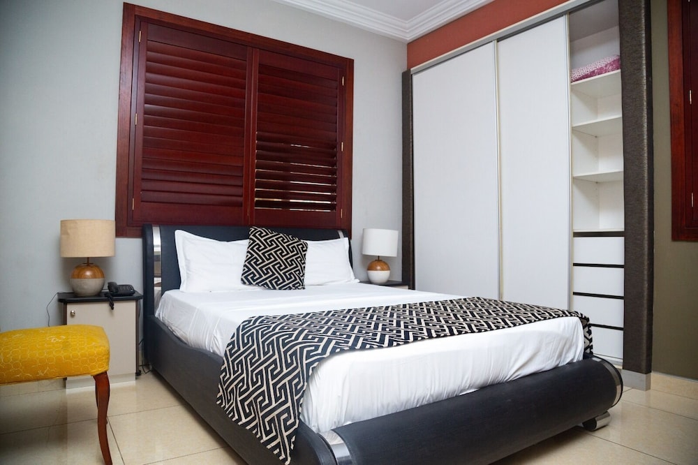 The Outback Hotel — Accra — photo 2