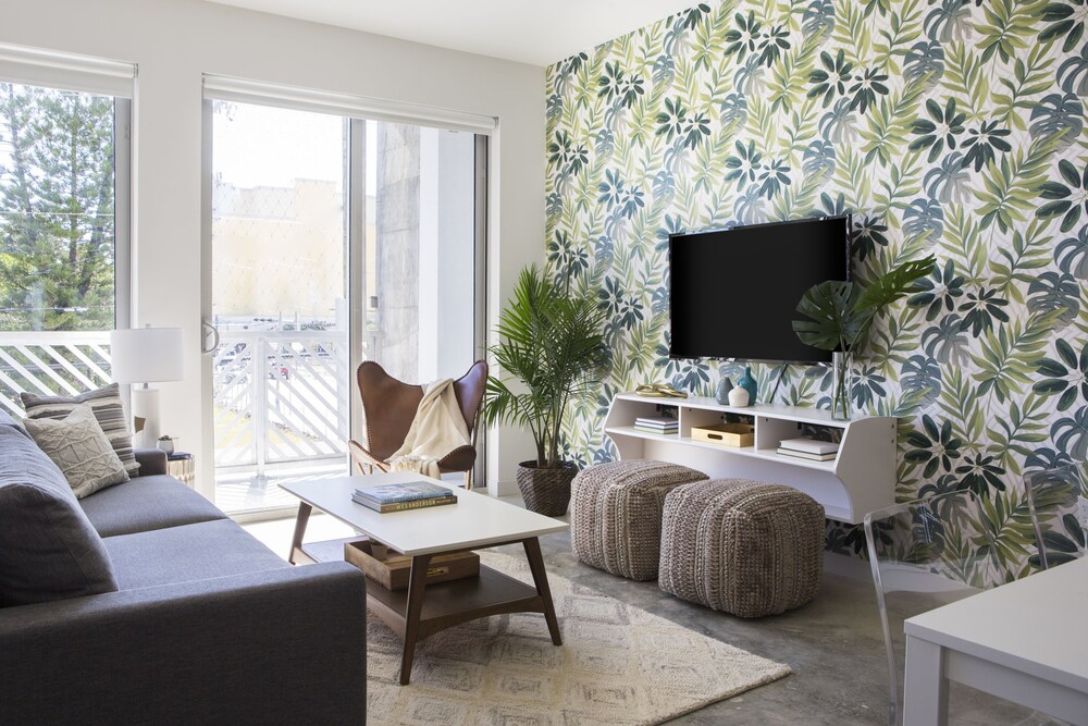 Sonder Biscayne Stunning 3BR Balcony — 4-Star Luxury Hotel in Miami, United States