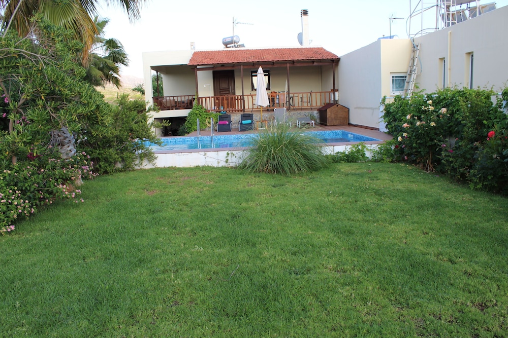 Felia — 4-Star Luxury Hotel in Chania, Greece
