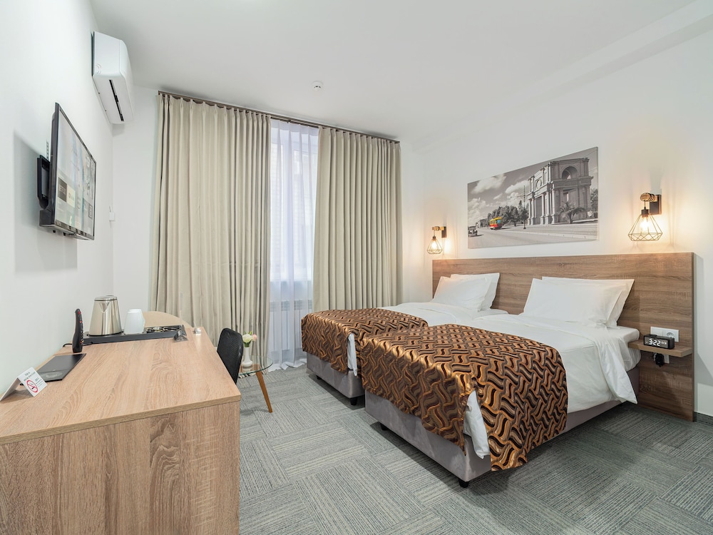 TA Collection Hotel — Chisinau — photo 4