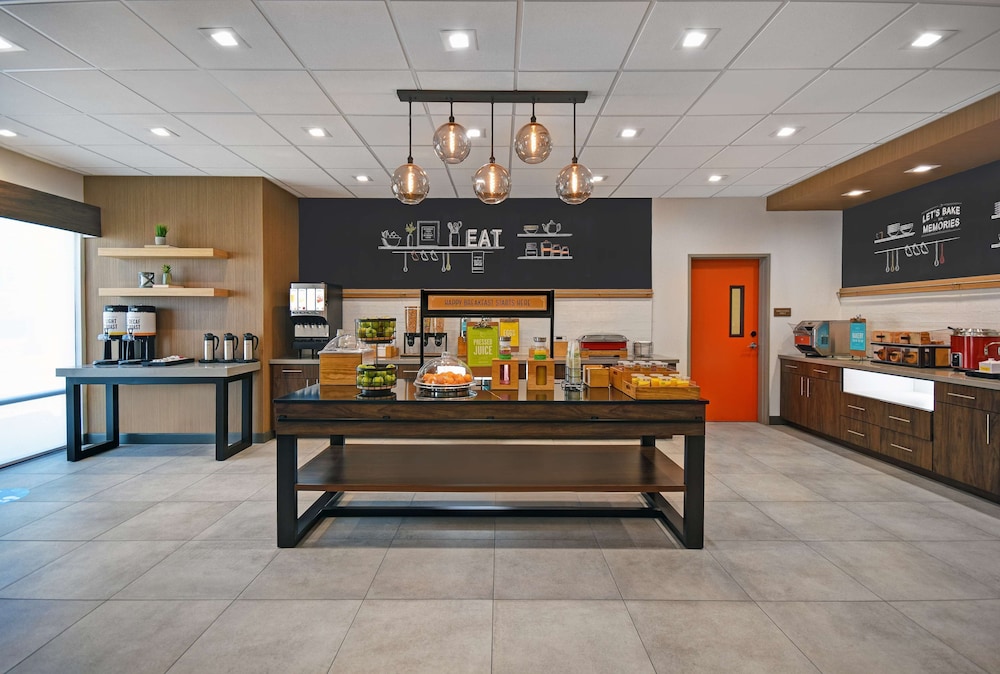 Hampton Inn Midland South - photo 26