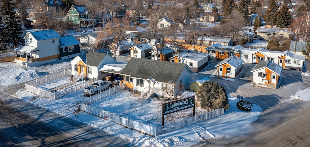 Lamplighter Cabins & Suites - photo 85