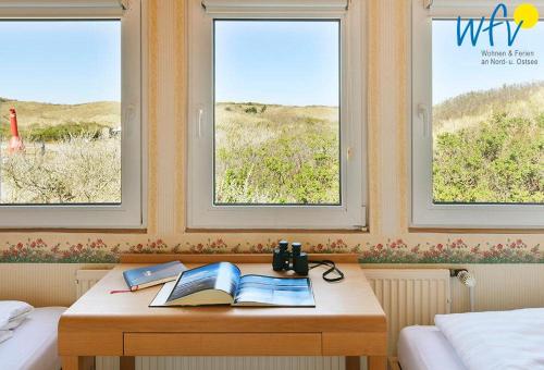 Haus am Ginsterpad Ferienwohnung Heckenrose — 4-Star Luxury Hotel in Juist, Germany