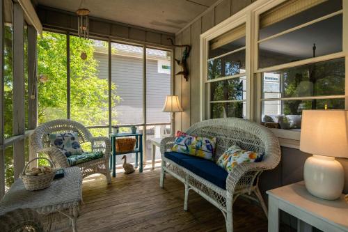 Beaching & Griping by Oak Island Accommodations - photo 26