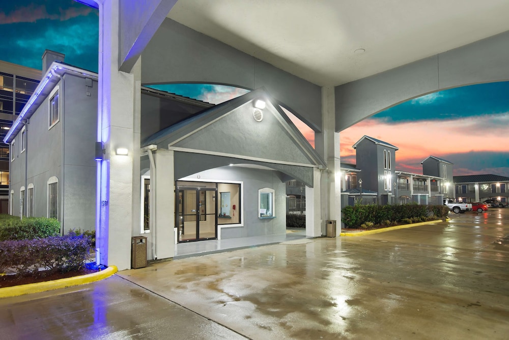 Motel 6 Houston TX I 10 West - photo 27