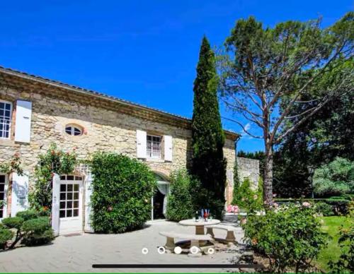 Le Mas du Murier Portes de Provence Mas de 1890 Renove Avec Climatisation pet-friendly hotel Loriol-Sur-Drome