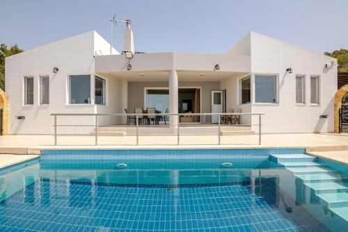 Villa Panorama — 4-Star Luxury Hotel in None, Greece