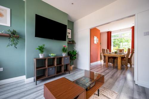 Hestia House Comfort And Relaxation In The City 20706947 — Denton