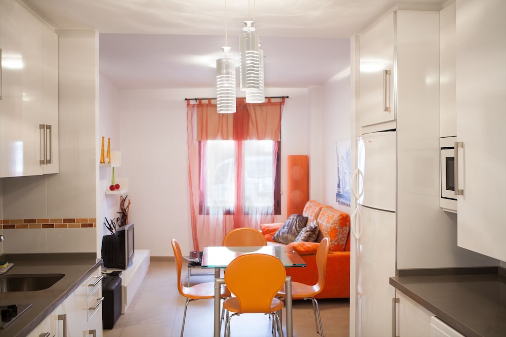 Real de Cartuja Apartments & Suites — 4-Star Luxury Hotel in Granada, Spain