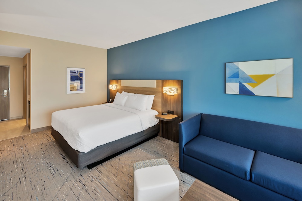 Holiday Inn Express & Suites Fort Walton Beach Eglin Area by IHG - photo 26