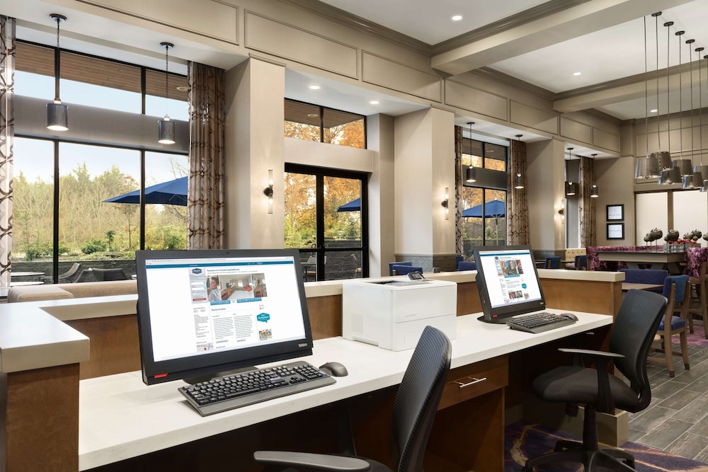 Hampton Inn & Suites Seattle Renton - photo 32