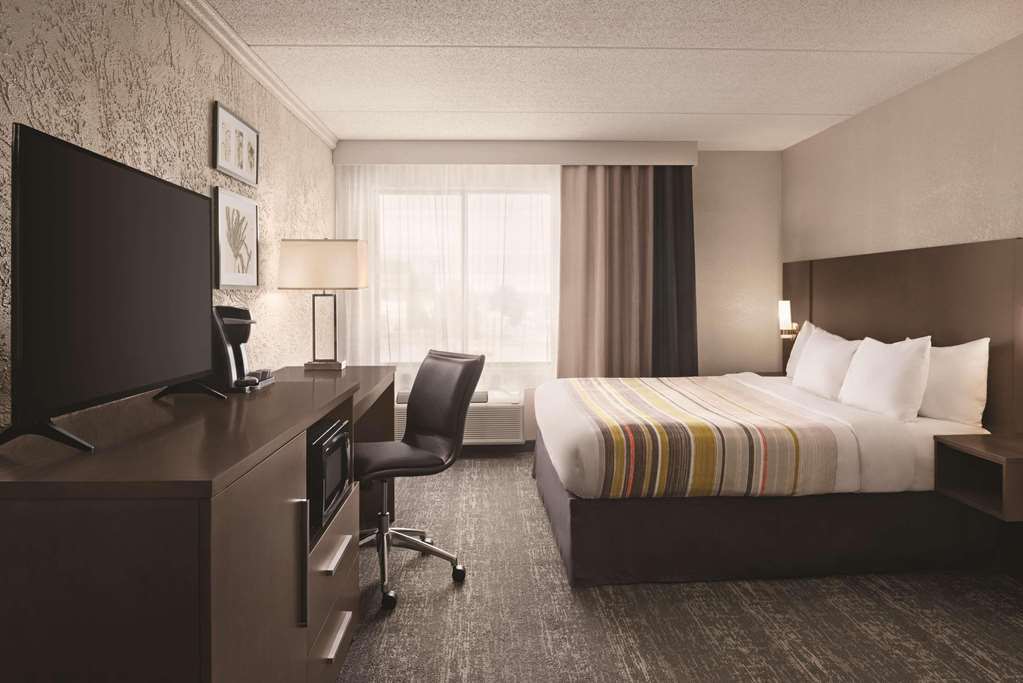 Country Inn & Suites by Radisson Mt. Pleasant Racine West WI - photo 14