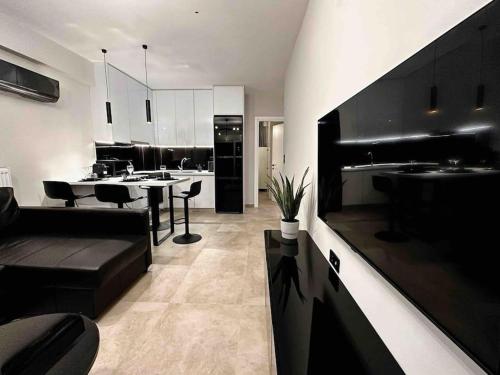Elite Suite with private parking — 4-Star Luxury Hotel in Kavala, Greece
