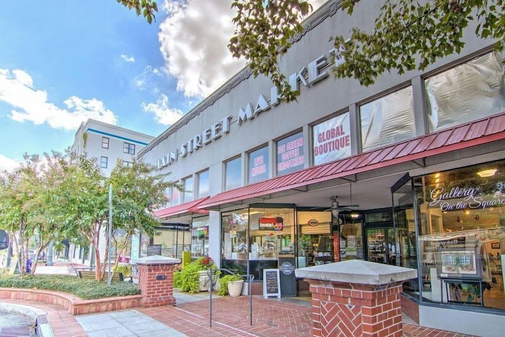 Ramada by Wyndham Gainesville - photo 15