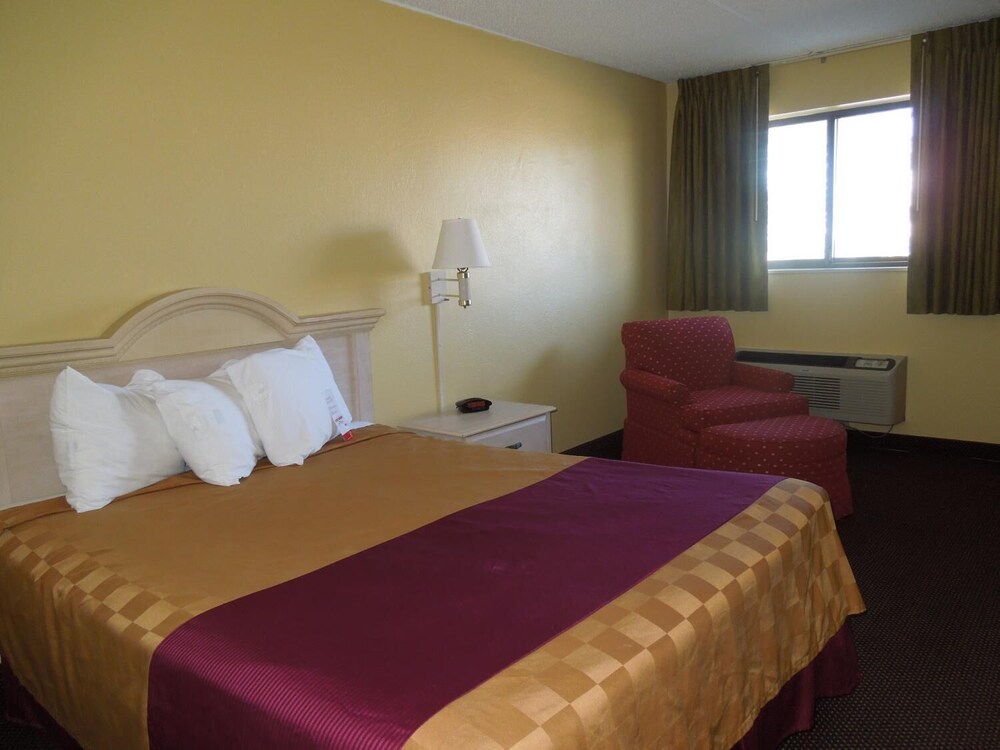 Super 8 Beachwood Cleveland Area - photo 5