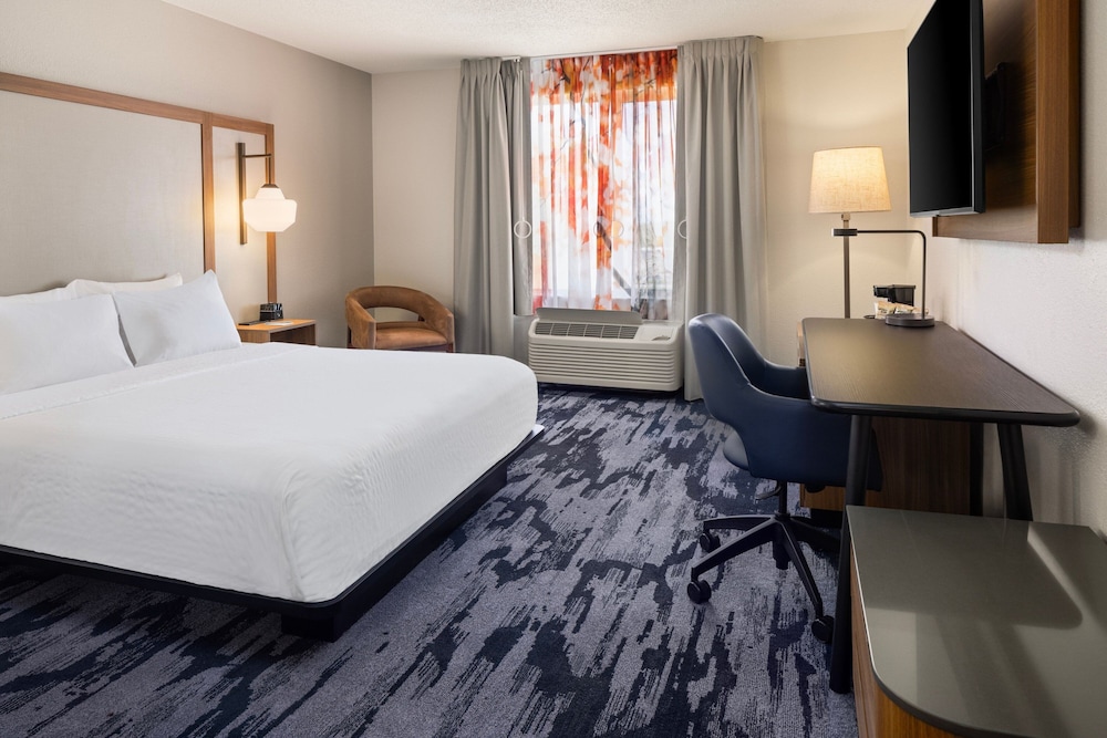 Fairfield Inn & Suites Columbus East - photo 6