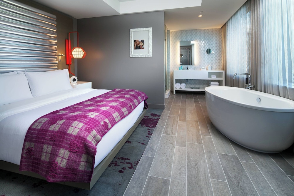 W Bellevue - photo 7