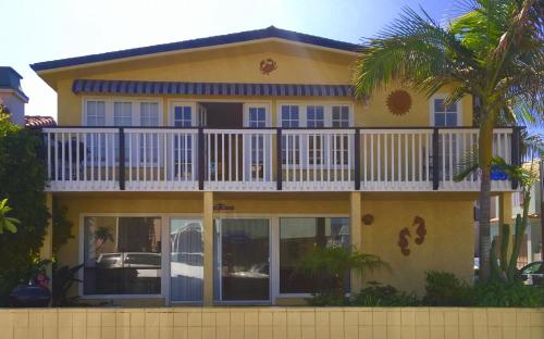 4212 Seashore Dr A in Newport Beach, United States