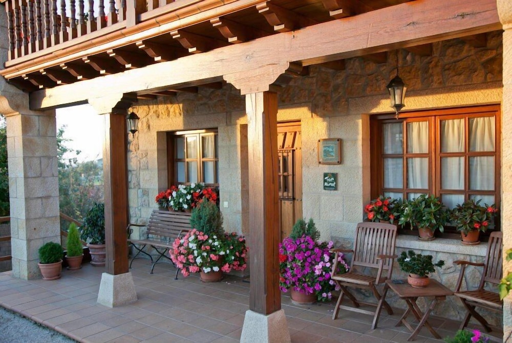 Posada San Pedro — hotel in Santillana