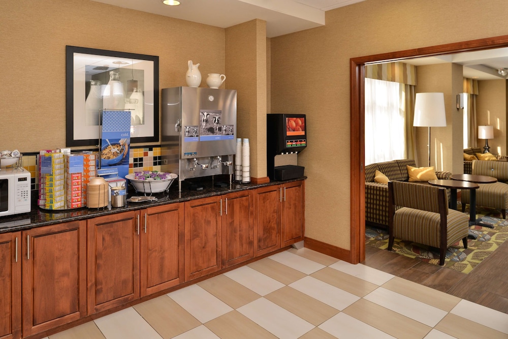 Hampton Inn Rock Springs - photo 64