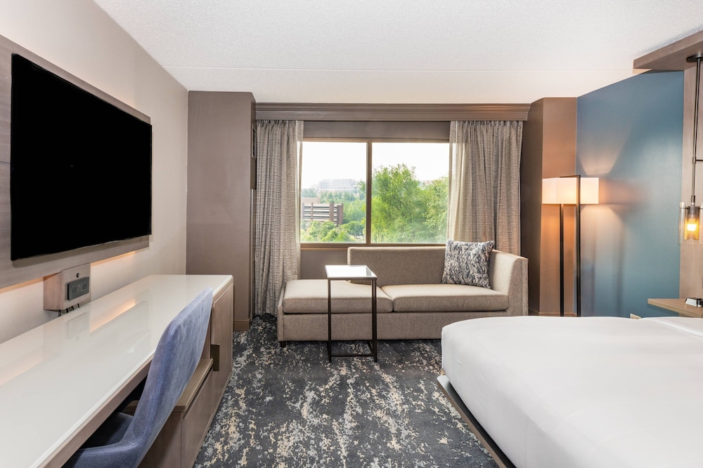 Pittsburgh Airport Marriott - photo 19