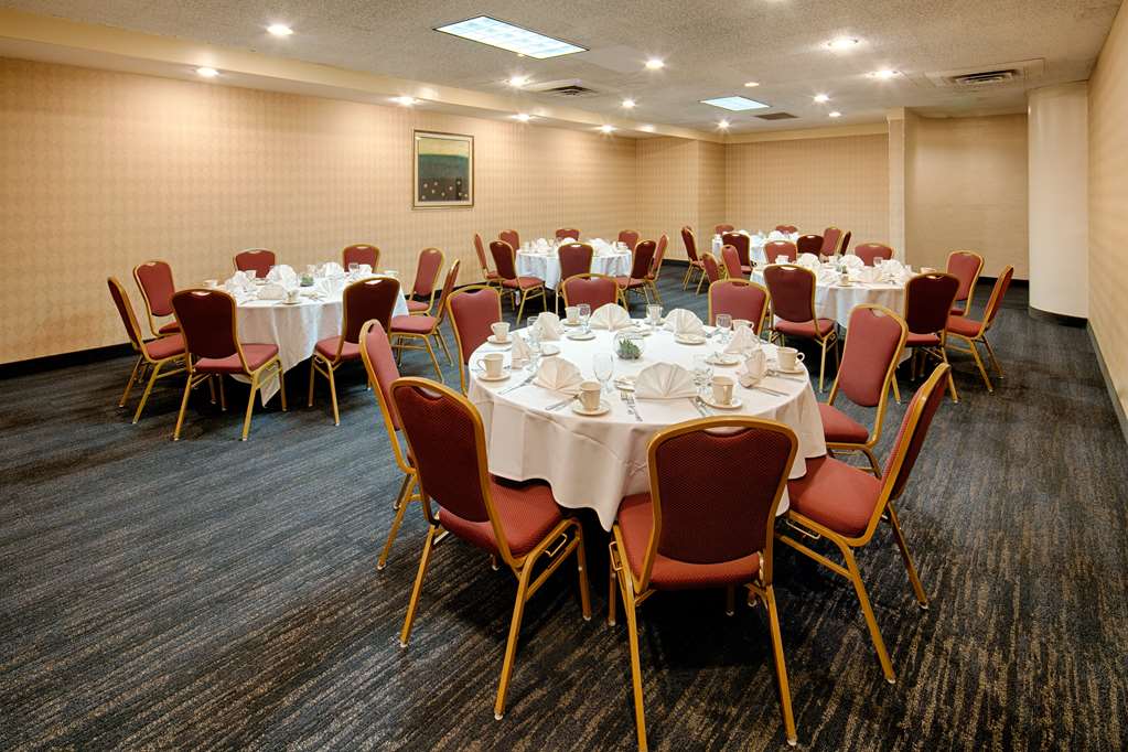 Red Lion Hotel Bellevue - photo 38