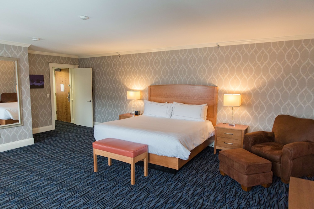 Capitol Plaza Hotel Montpelier Tapestry Collection by Hilton - photo 29