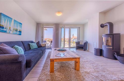 Möwe Apartment in der Hafenresidenz mit Balkon & Wellness — 4-Star Luxury Hotel in Waren, Germany