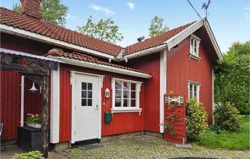 Stunning Home In Eidsberg With Kitchen — 4-Star Luxury Hotel in Mysen, Norway