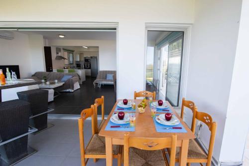 Apartment Trident 4
